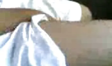ผู้หญิงคนนี้เชื่อมโยลูกชายของเธอและไอ้คนรักเธอ หนัง โป๊ video