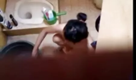 อยู่กับกล้องตัดและไประยำในนคนแรก ดู วีดีโอ หนัง โป๊ ฟรี