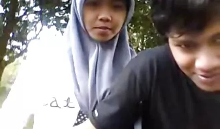 ญิงในน้ำมัน ดู คลิป วีดีโอ โป๊ ฟรี masturbates ที่บรรจุกระดาษ